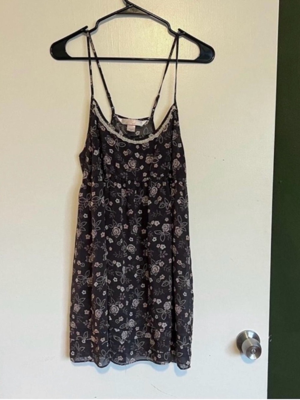 Victoria’s Secret angels black and pink floral print sheer chiffon slip nightie